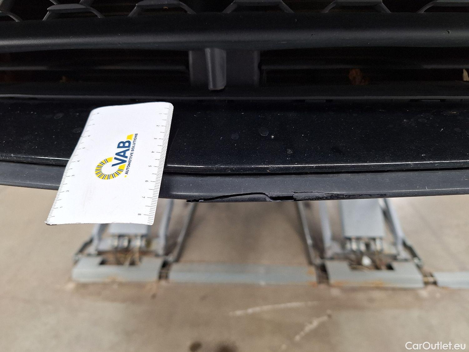  Mercedes  A-Klasse Mercedes, A-Class Berline '18, Mercedes-Benz  Limousine A 200d Business S #5