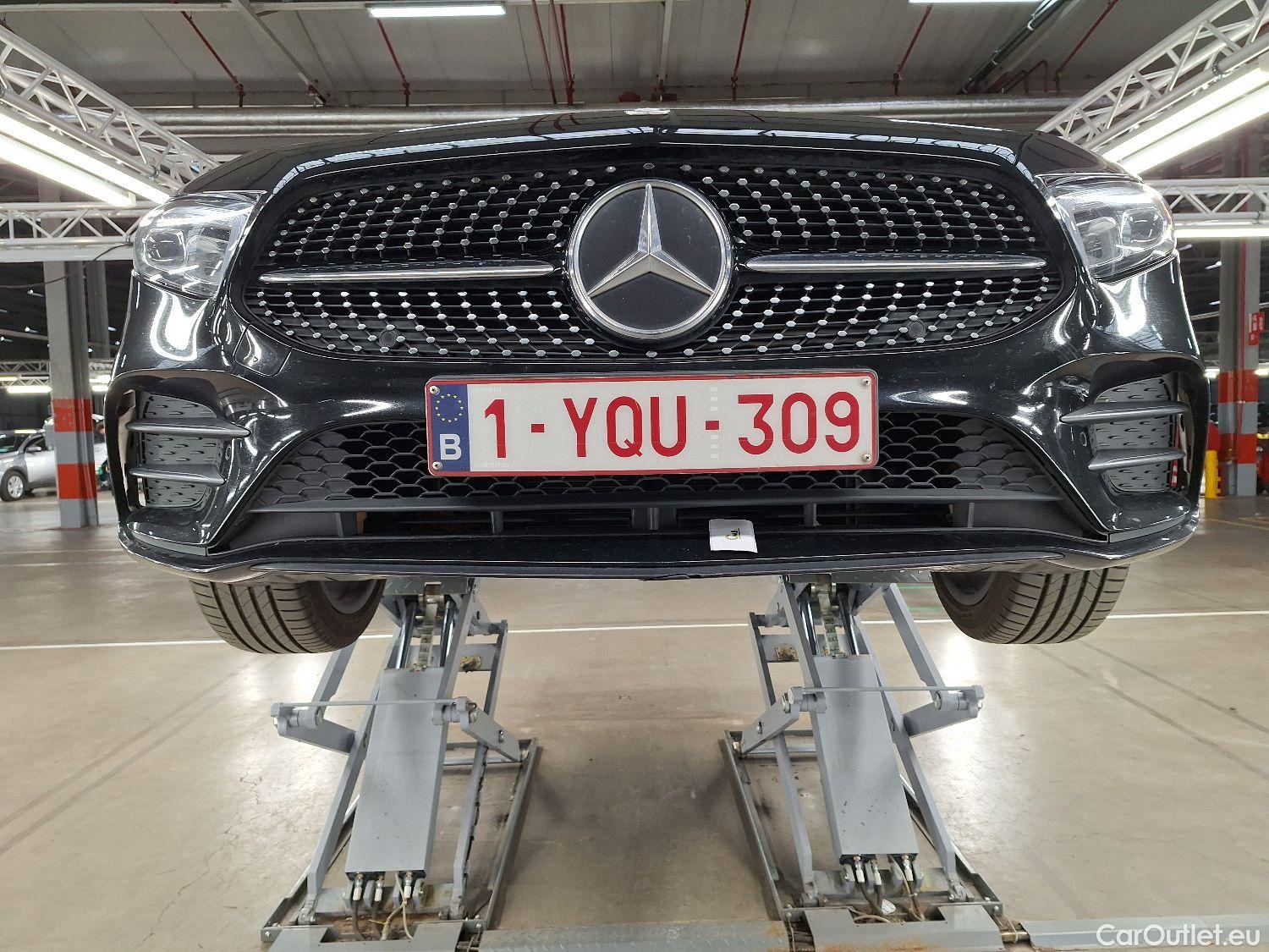  Mercedes  A-Klasse Mercedes, A-Class Berline '18, Mercedes-Benz  Limousine A 200d Business S #6