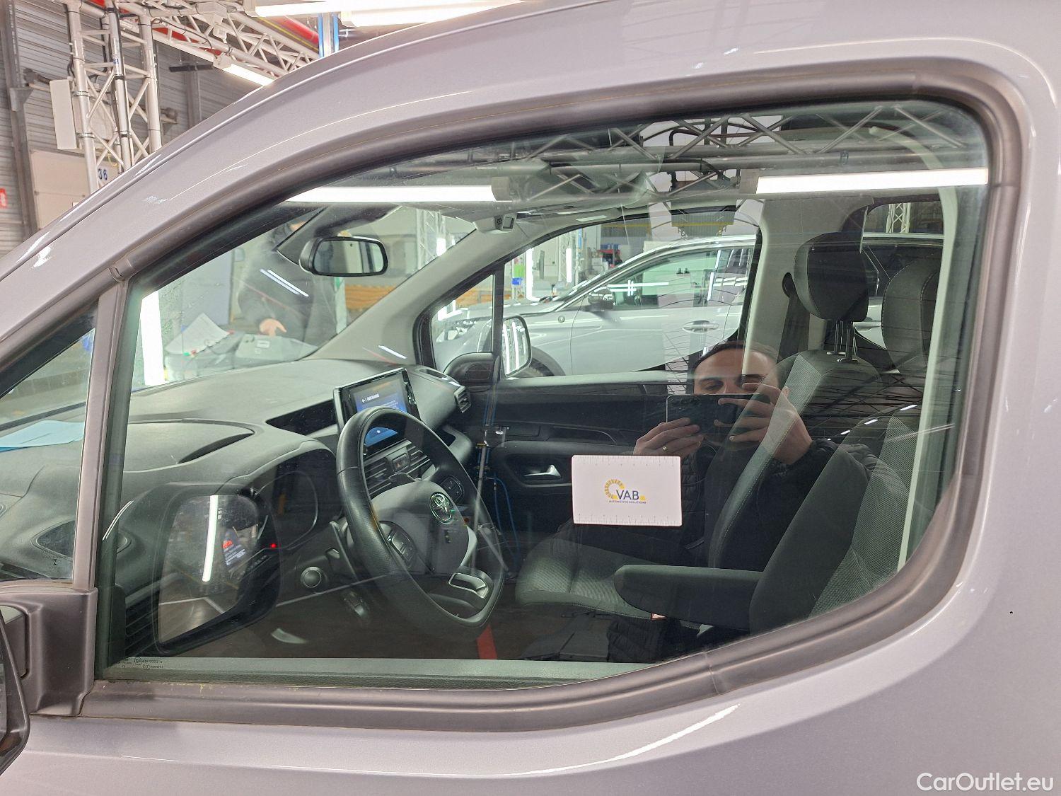  Toyota  Proace Toyota,  City Vers '20, Toyota  City Verso 1.5D 96kW LWB MPV Aut. 5d #47