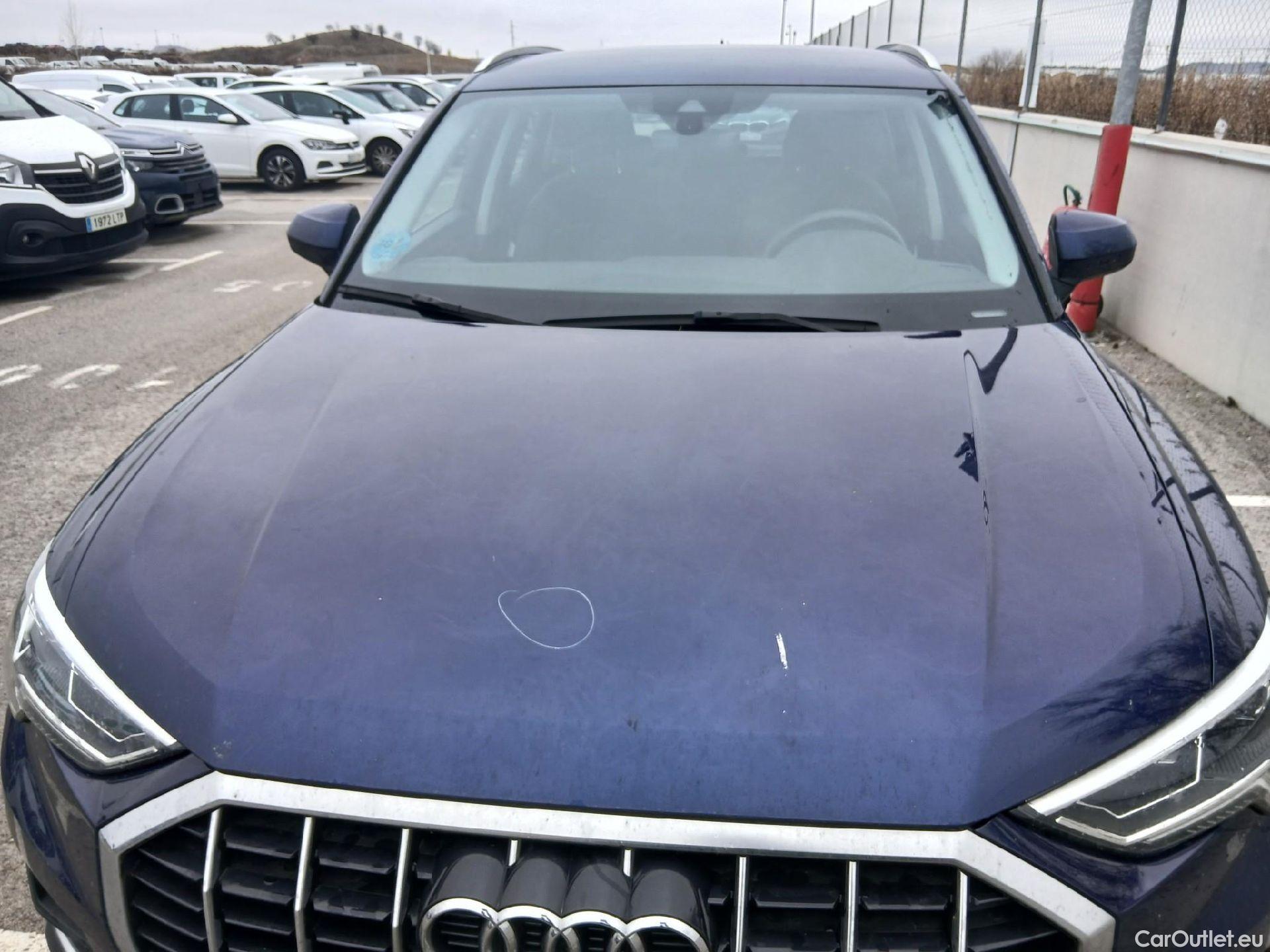  Audi  Q3 AUDI  / 2018 / 5P / todoterreno Advanced 35 TDI 110kW (150CV) #2