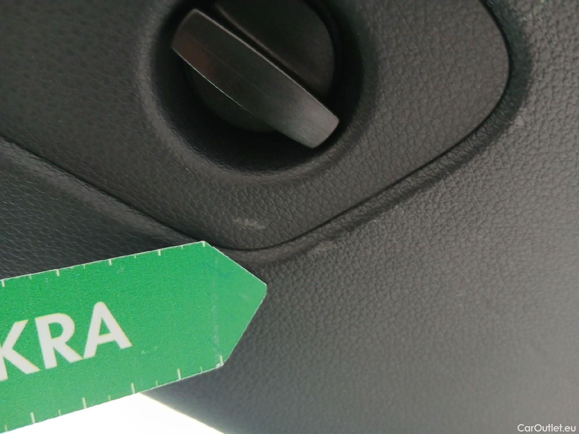  Audi  Q2 AUDI  / 2020 / 5P / todoterreno Advanced 35 TFSI 110kW (150CV) S tronic (AC) #37