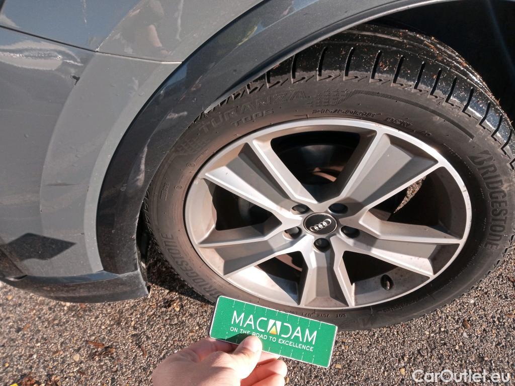  Audi  Q2 AUDI  / 2016 / 5P / todoterreno Design 30 TDI 85kW (116CV) S tronic #26