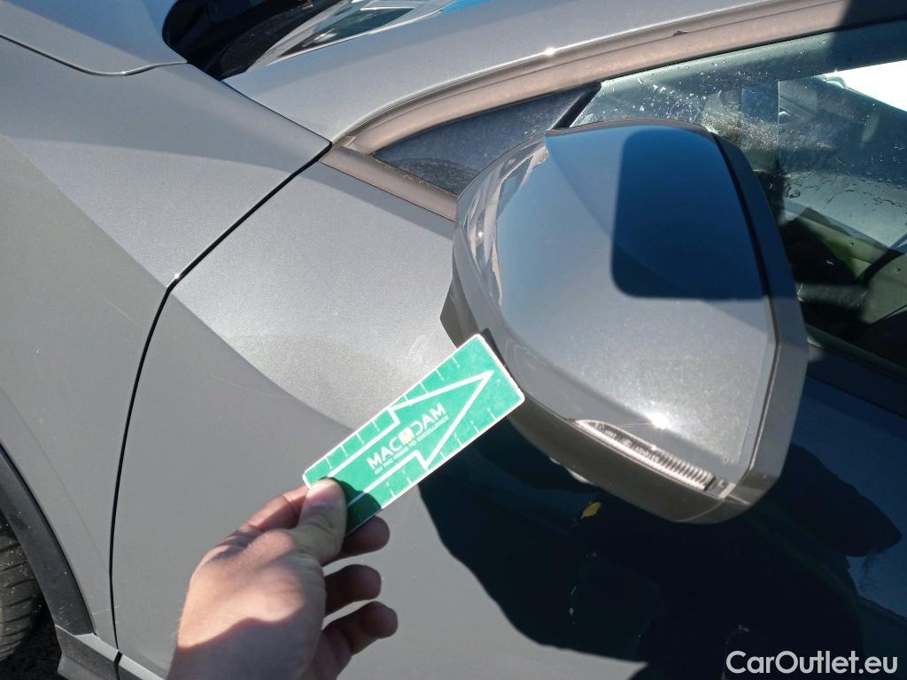  Audi  Q2 AUDI  / 2016 / 5P / todoterreno Design 30 TDI 85kW (116CV) S tronic #24