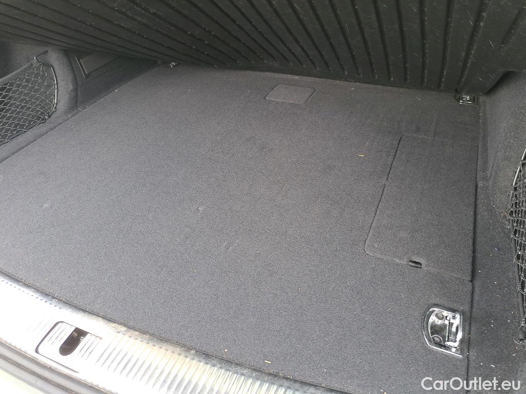  Audi  Q5 AUDI  SPORTBACK / 2020 / 5P / todoterreno Black Line 50 TFSI e quattro-ultra #2