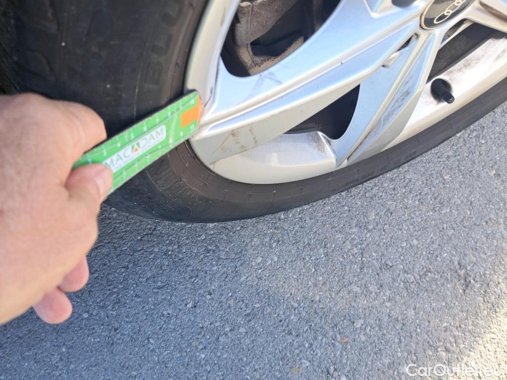  Audi  A4 AUDI  / 2019 / 5P / familiar Avant Advanced 35 TFSI 110kW S tronic #13