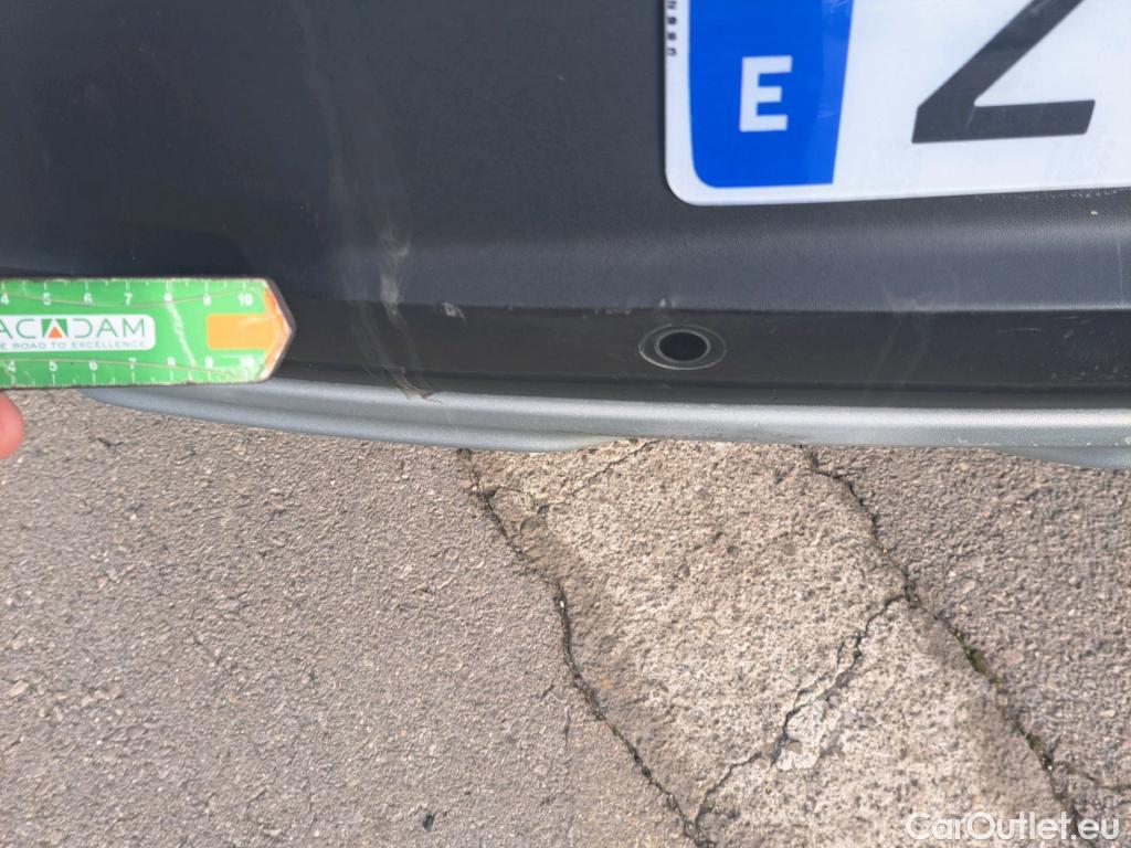  Dacia  Sandero DACIA  / 2020 / 5P / berlina con portón Stepway Essential TCe 67kW (90V) #17