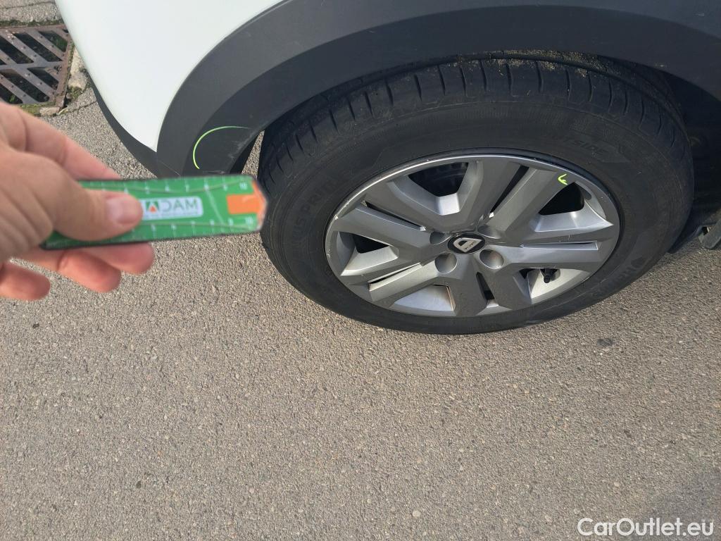  Dacia  Sandero DACIA  / 2020 / 5P / berlina con portón Stepway Essential TCe 67kW (90V) #31