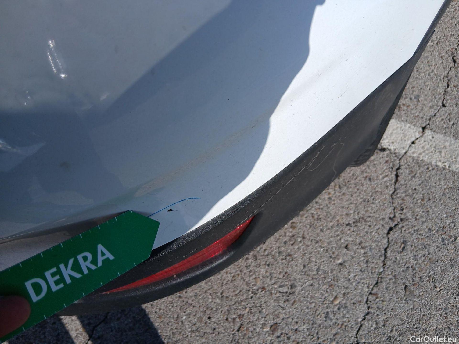  Ford  Kuga FORD  / 2016 / 5P / todoterreno 1.5 EcoBoost 88kW 4x2 Trend+ (CX) #10