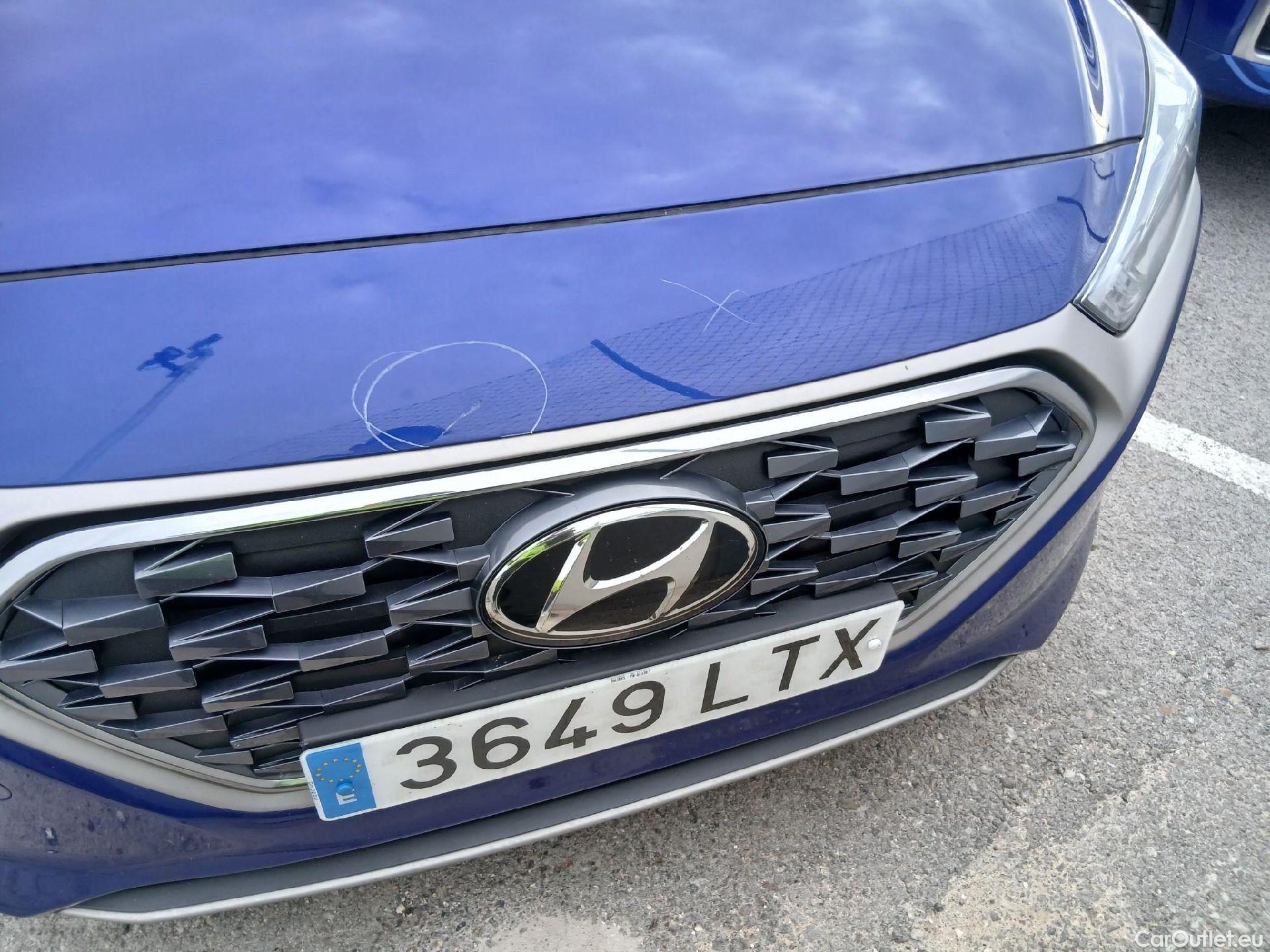  Hyundai   Ioniq HYUNDAI / 2019 / 5P / berlina con portón 1.6 GDI HEV Klass DCT #26