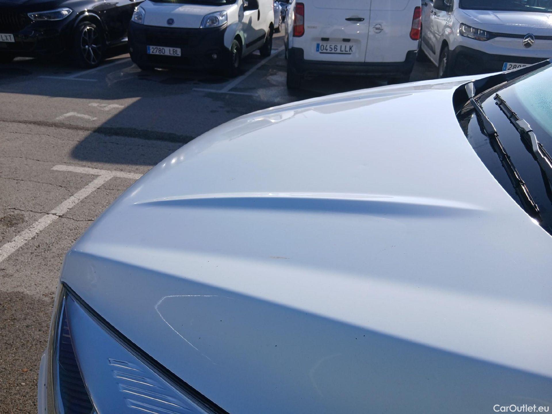  Ford  Kuga FORD  / 2016 / 5P / todoterreno 1.5 EcoBoost 88kW 4x2 Trend+ (CX) #22