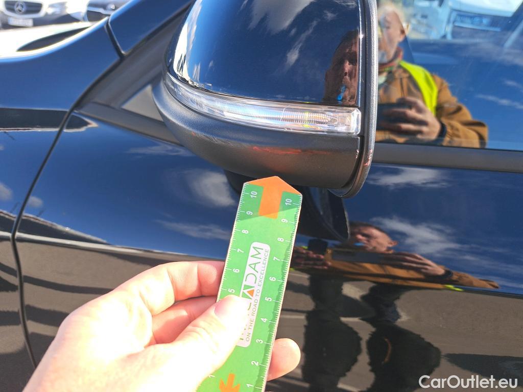  Bmw  X1 BMW  / 2019 / 5P / todoterreno sDrive16d Business #40