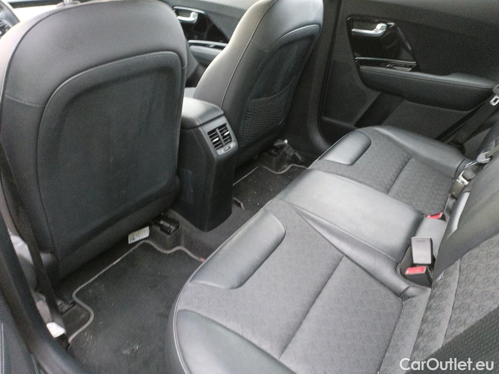  KIA  Niro KIA  / 2019 / 5P / crossover 1.6 GDi HEV 104kW (141CV) Drive #27