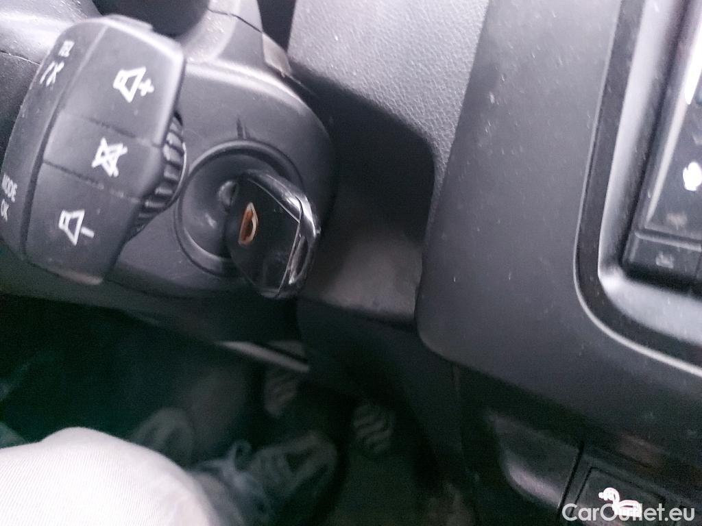  Dacia  Duster DACIA  / 2018 / 5P / todoterreno Comfort Blue dCi 85kW (115CV) 4X4 #3