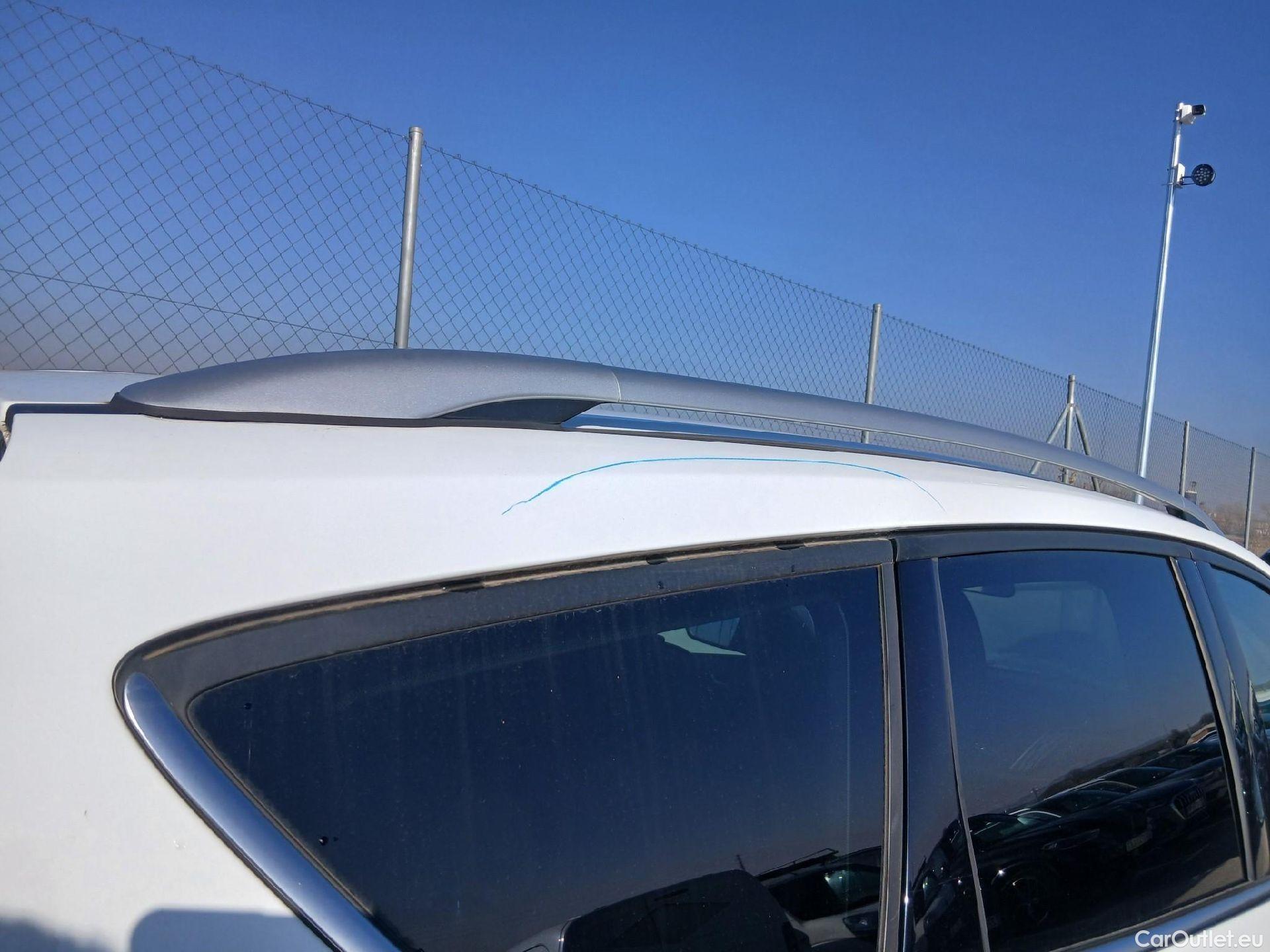  Ford  Kuga FORD  / 2016 / 5P / todoterreno 1.5 EcoBoost 88kW 4x2 Trend+ (CX) #19