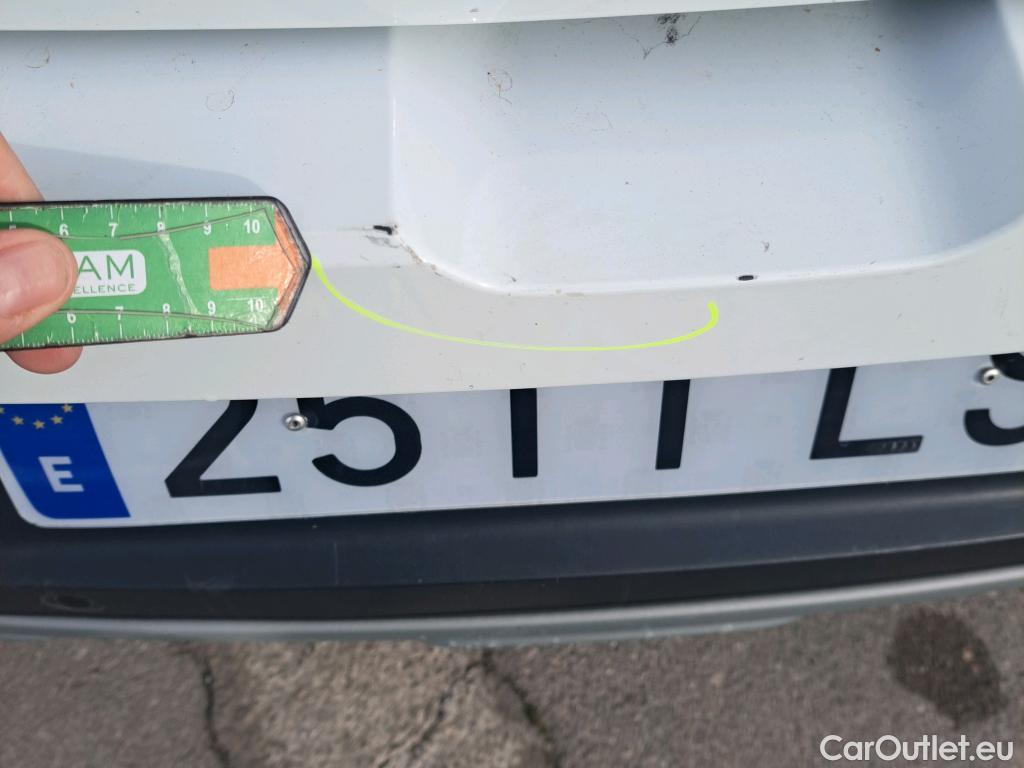  Dacia  Sandero DACIA  / 2020 / 5P / berlina con portón Stepway Essential TCe 67kW (90V) #21