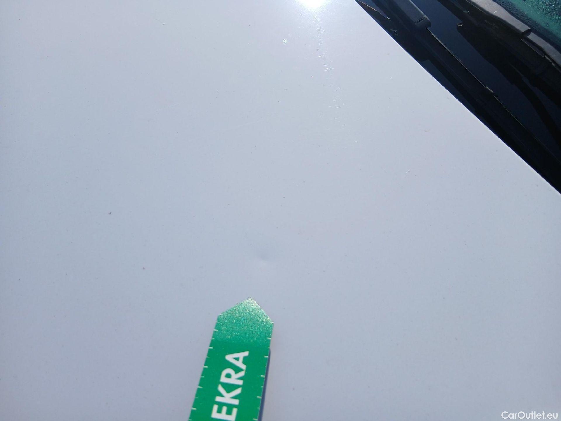  Ford  Kuga FORD  / 2016 / 5P / todoterreno 1.5 EcoBoost 88kW 4x2 Trend+ (CX) #23