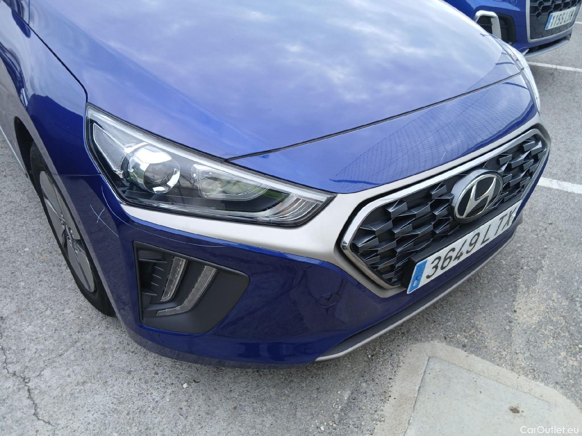  Hyundai   Ioniq HYUNDAI / 2019 / 5P / berlina con portón 1.6 GDI HEV Klass DCT #10