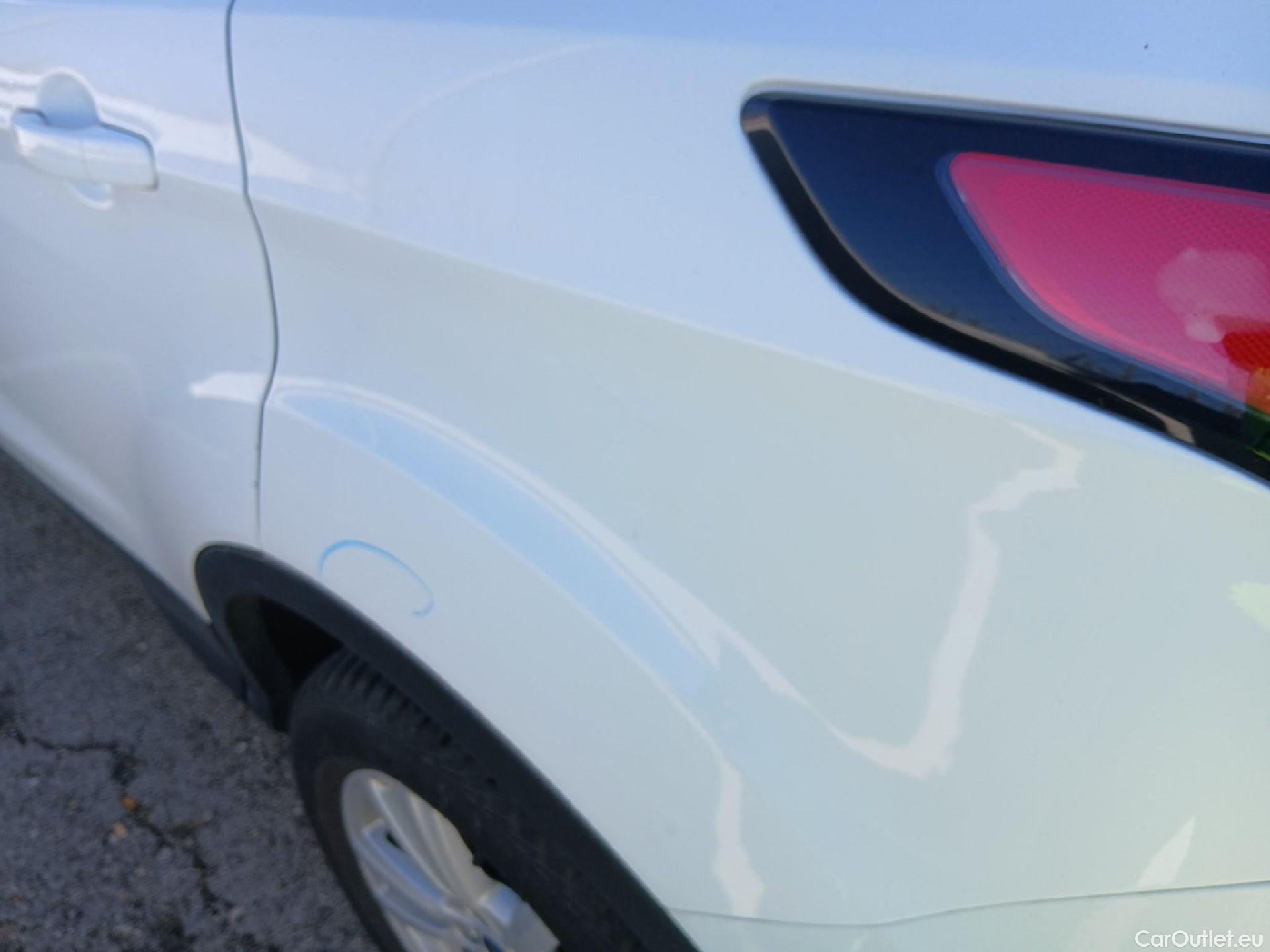  Ford  Kuga FORD  / 2016 / 5P / todoterreno 1.5 EcoBoost 88kW 4x2 Trend+ (CX) #9