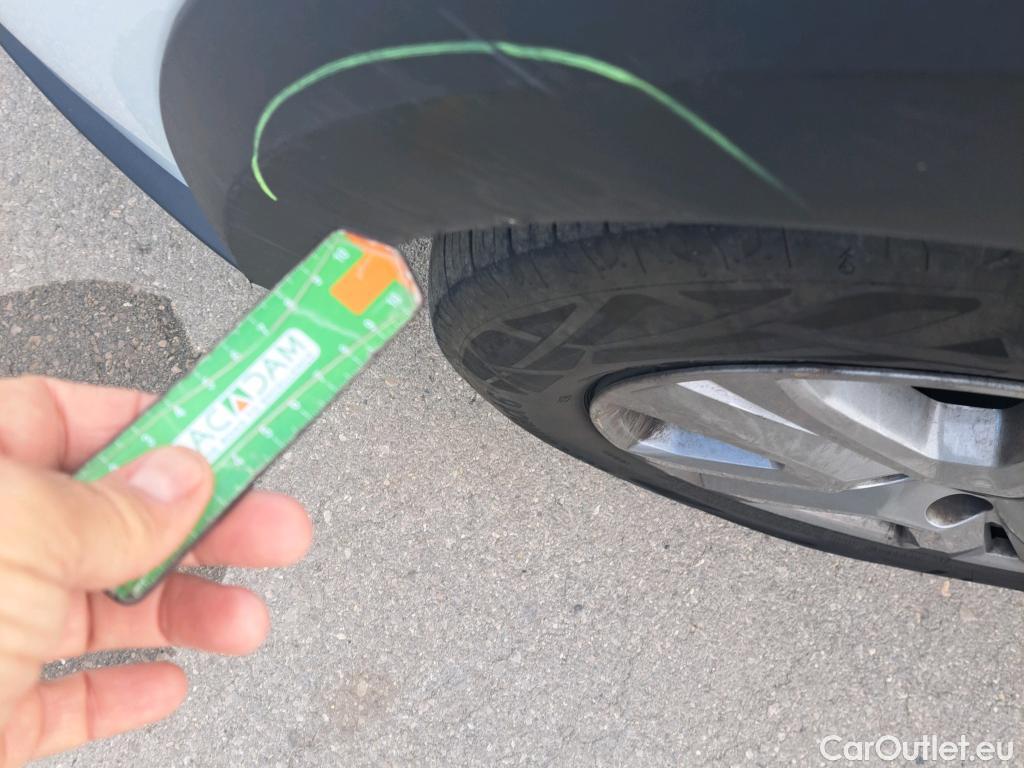  Dacia  Sandero DACIA  / 2020 / 5P / berlina con portón Stepway Essential TCe 67kW (90V) #52