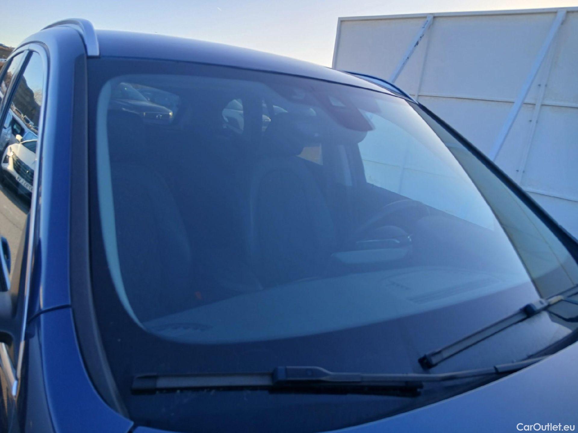  Bmw  X1 BMW  / 2019 / 5P / todoterreno sDrive18d #3