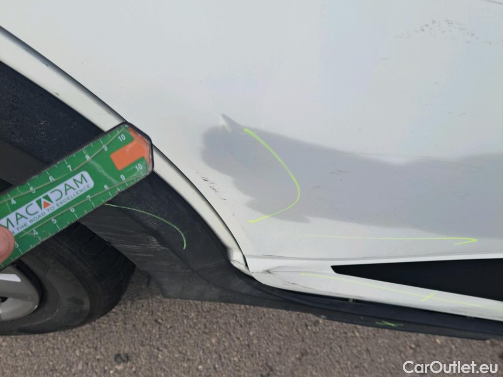  Dacia  Sandero DACIA  / 2020 / 5P / berlina con portón Stepway Essential TCe 67kW (90V) #6