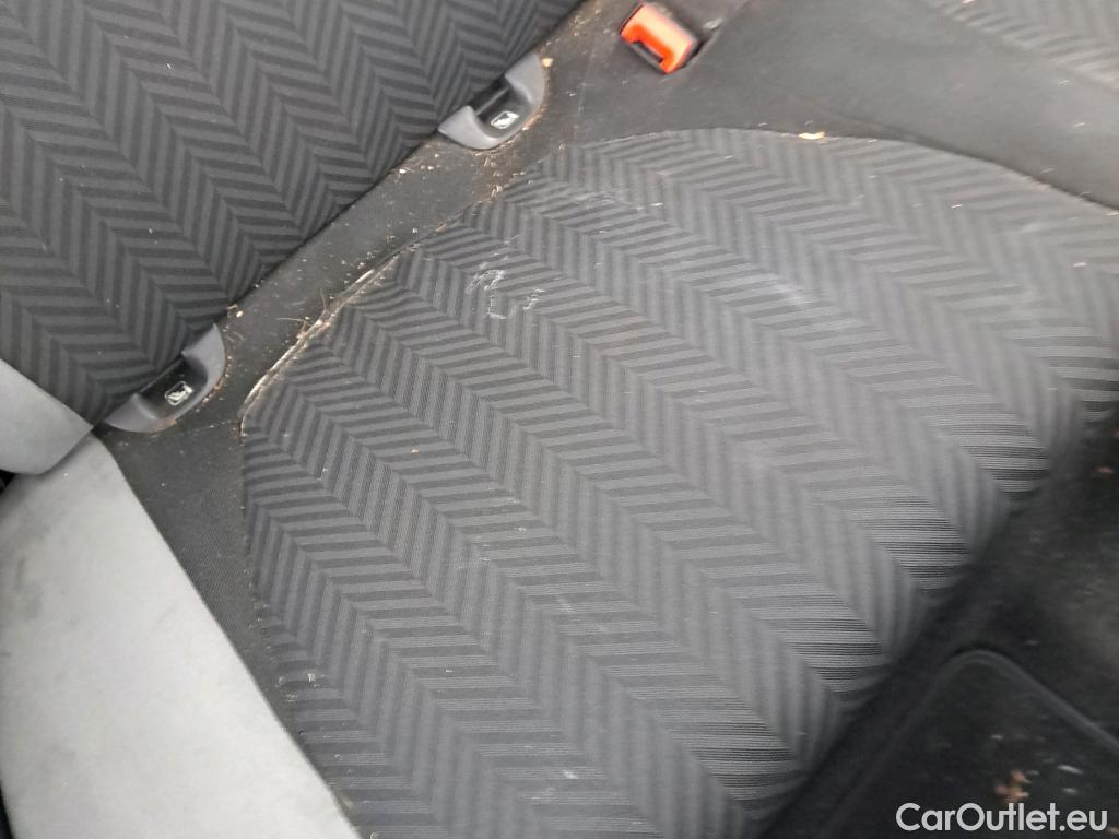  Fiat  500 FIAT  / 2015 / 3P / berlina con portón Pop 1.2 8v 51KW (69 CV) #20