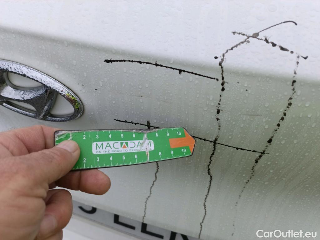  Hyundai  Tucson HYUNDAI  / 2018 / 5P / todoterreno 1.6 CRDI 85kW (116CV) 48V SLE 4X2(SP)(SL) #2