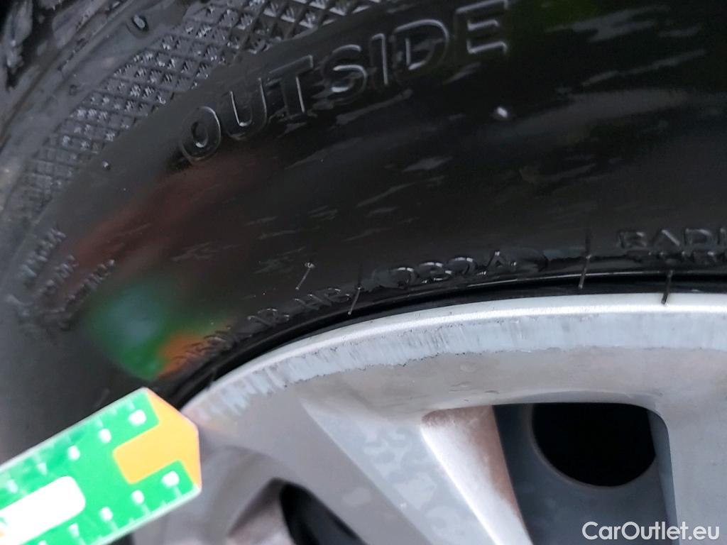  Hyundai  Konna HYUNDAI Kona / 2020 / 5P / todoterreno 1.0 TGDI Klass 4X2 #24