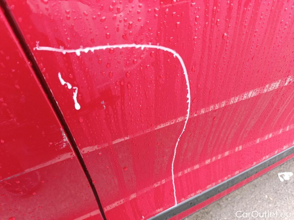  KIA  Niro KIA  / 2019 / 5P / crossover 1.6 GDi HEV 104kW (141CV) Drive #6