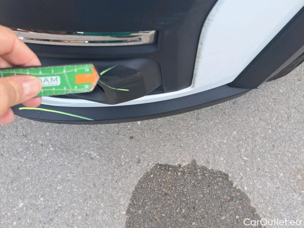  Dacia  Sandero DACIA  / 2020 / 5P / berlina con portón Stepway Essential TCe 67kW (90V) #48