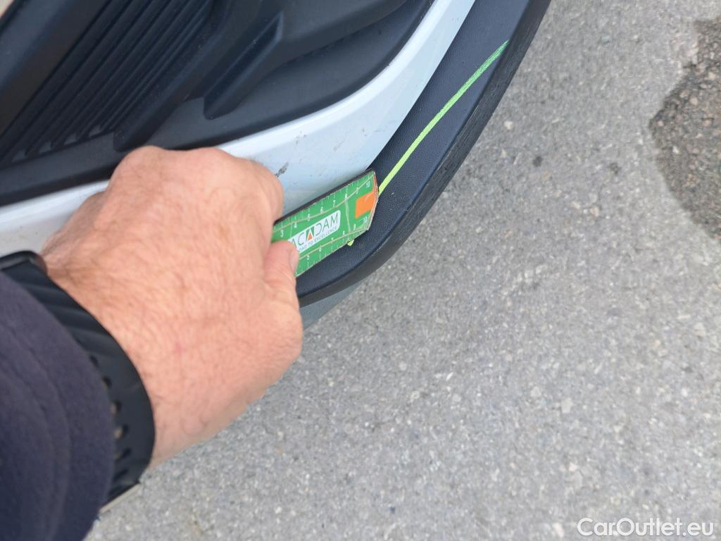  Dacia  Sandero DACIA  / 2020 / 5P / berlina con portón Stepway Essential TCe 67kW (90V) #9