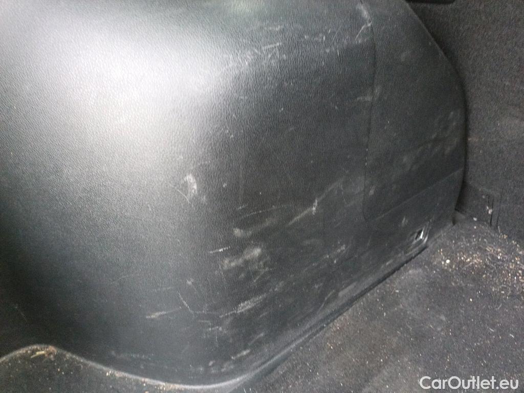  KIA  Niro KIA  / 2019 / 5P / crossover 1.6 GDi HEV 104kW (141CV) Drive #14