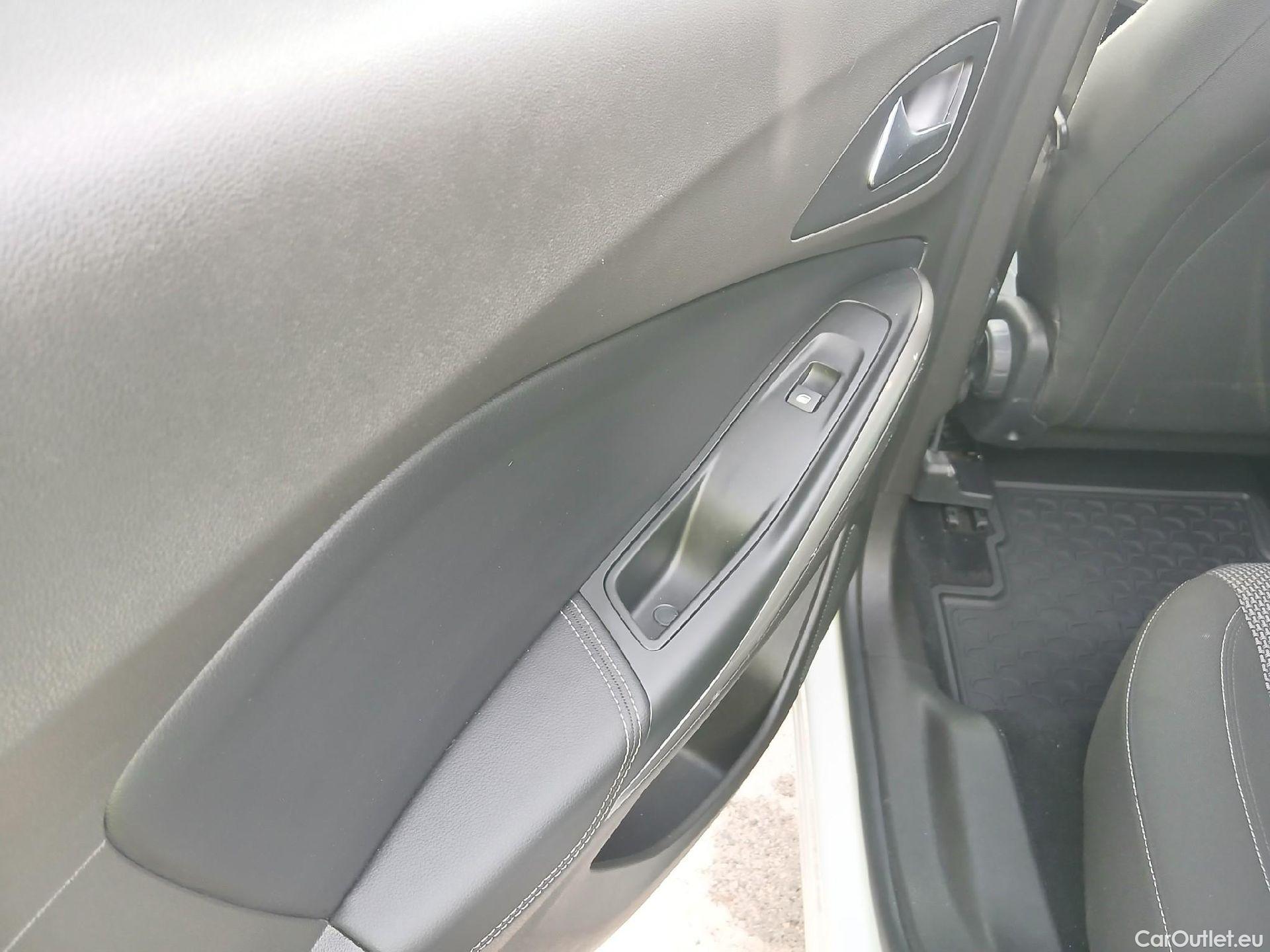  Opel   Grandland X OPEL Grandland / 2021 / 5P / todoterreno  1.5 CDTi Business Edition Auto #9