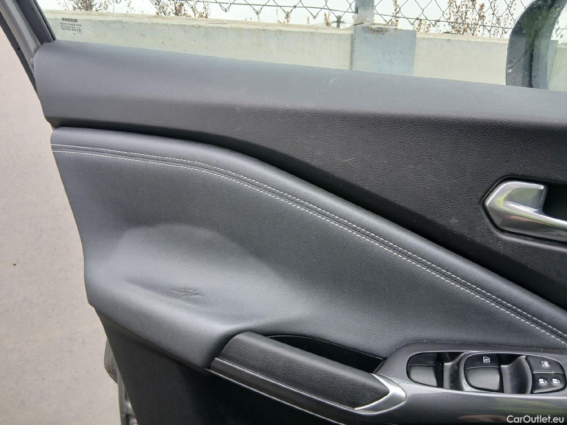  Nissan  Juke NISSAN  / 2019 / 5P / crossover DIG-T 84 kW (114 CV) DCT 7 V N-Connecta (AC2) #32