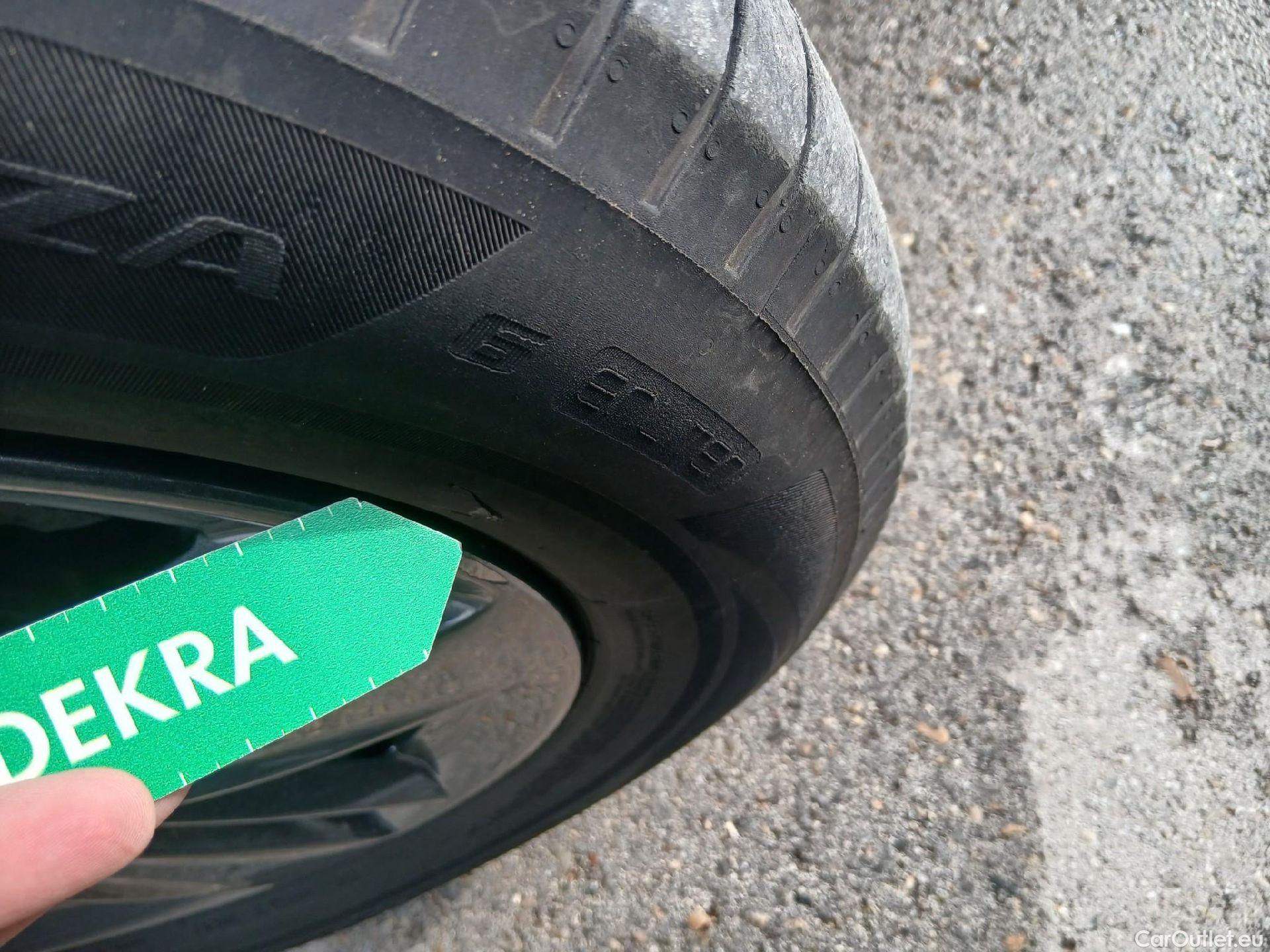  Opel   Grandland X OPEL Grandland / 2021 / 5P / todoterreno  1.5 CDTi Business Edition Auto #15