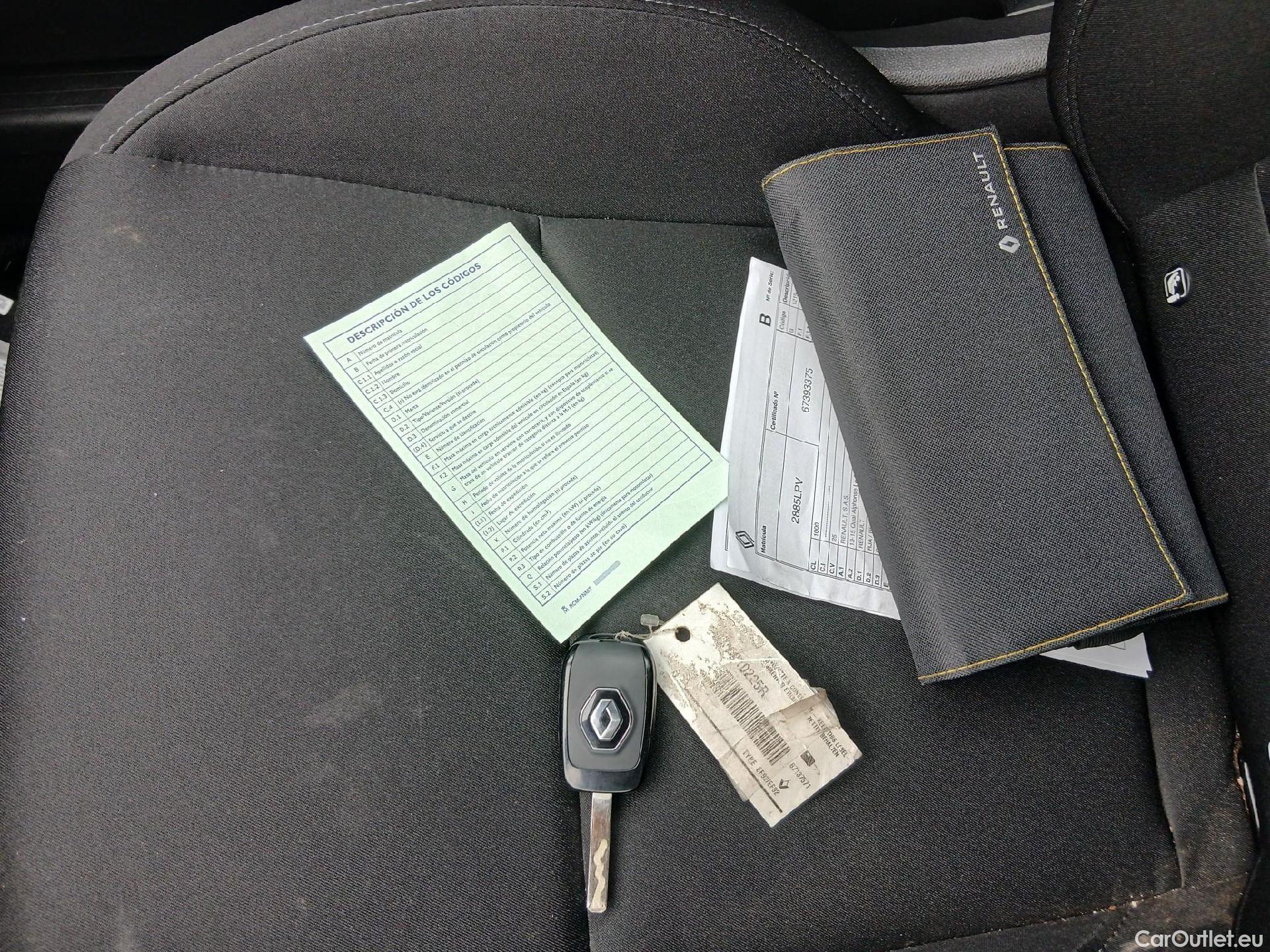  Renault  Clio RENAULT  / 2019 / 5P / berlina con portón Business TCe 74 kW (100CV) GLP #1