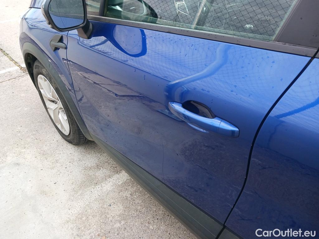  Renault  Captur RENAULT  / 2020 / 5P / todoterreno Intens TCe 90 #25