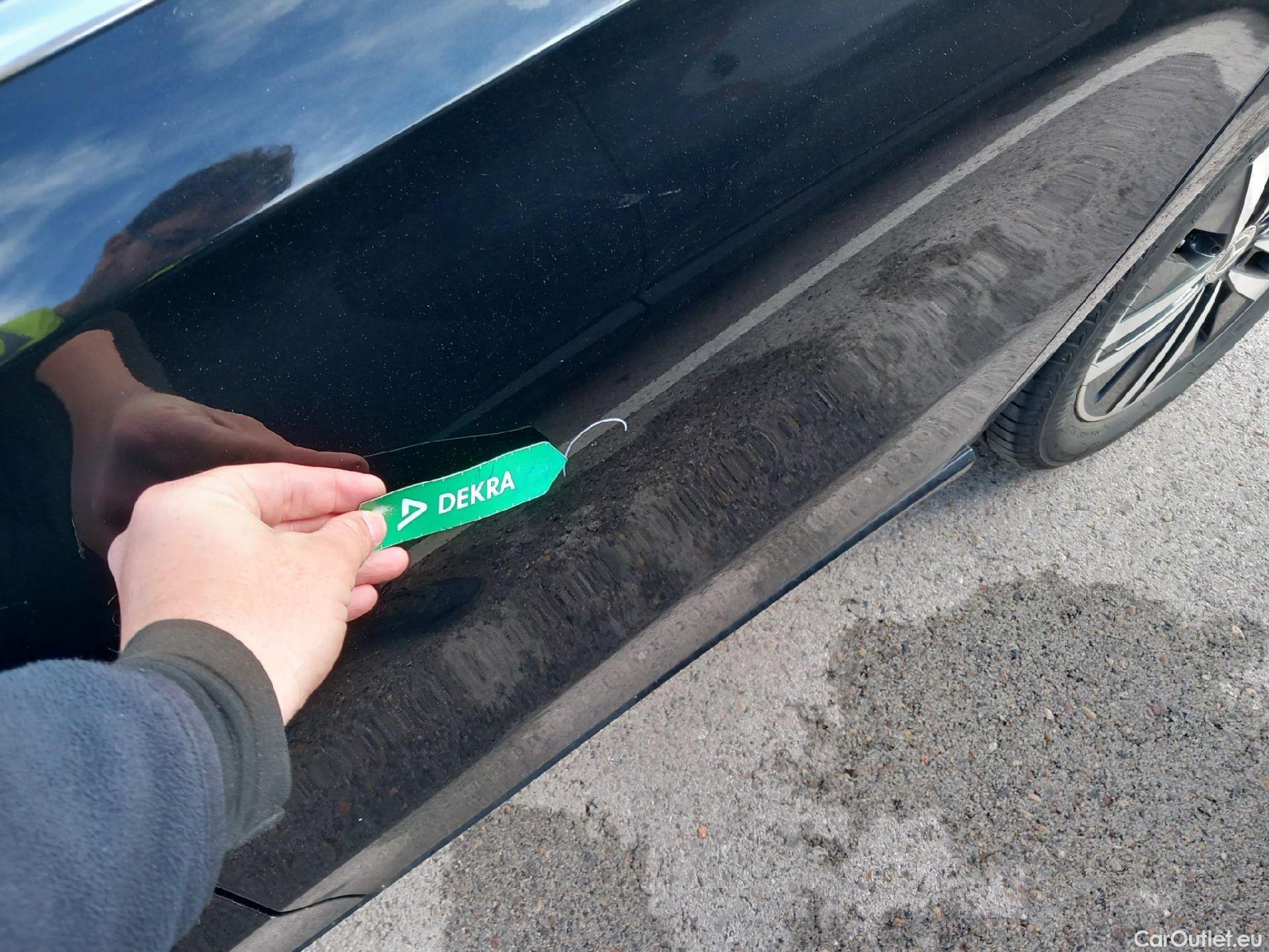  Mercedes  A-Klasse MERCEDES-BENZ Clase A / 2018 / 4P / sedán Sedán A 250 e #9