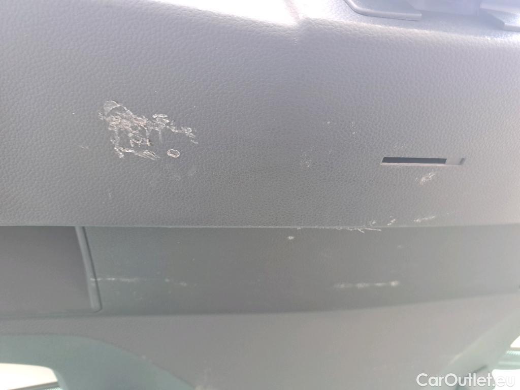  Seat  Ibiza SEAT  / 2017 / 5P / berlina con portón 1.0 TSI 81kW (110CV) Style Plus (AC) #5