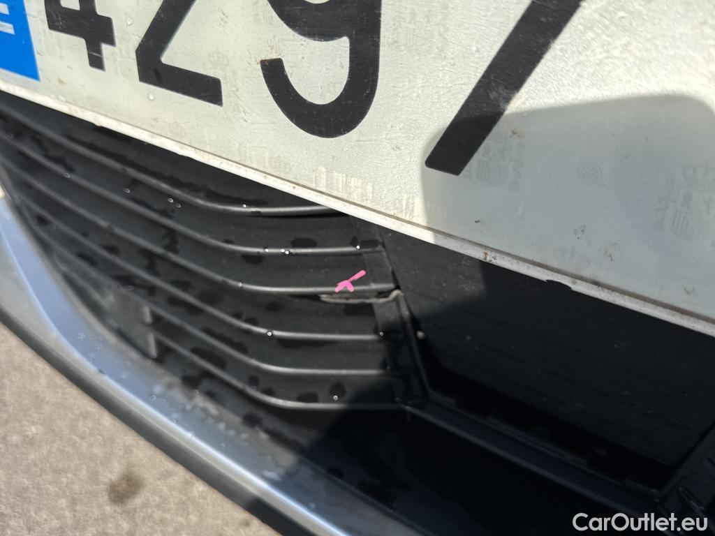  Peugeot  2008 PEUGEOT  / 2019 / 5P / todoterreno Allure BlueHDI 81kW (110CV) #1