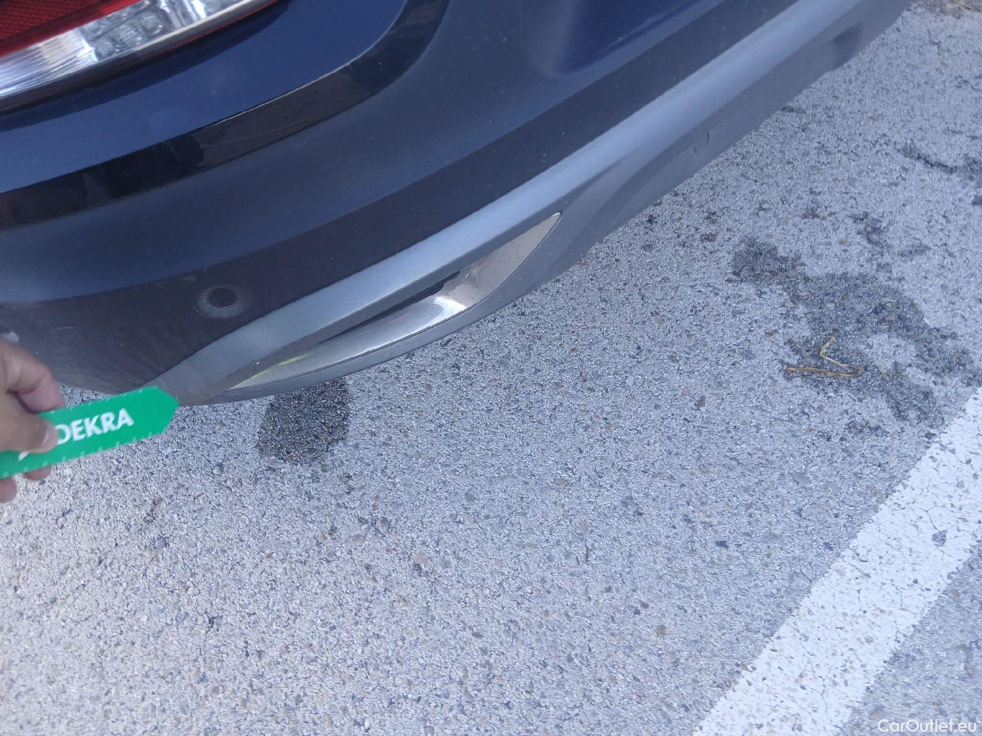  Renault  Kadjar RENAULT  / 2019 / 5P / crossover Zen GPF TCe 103kW (140CV) EDC (AC) #15