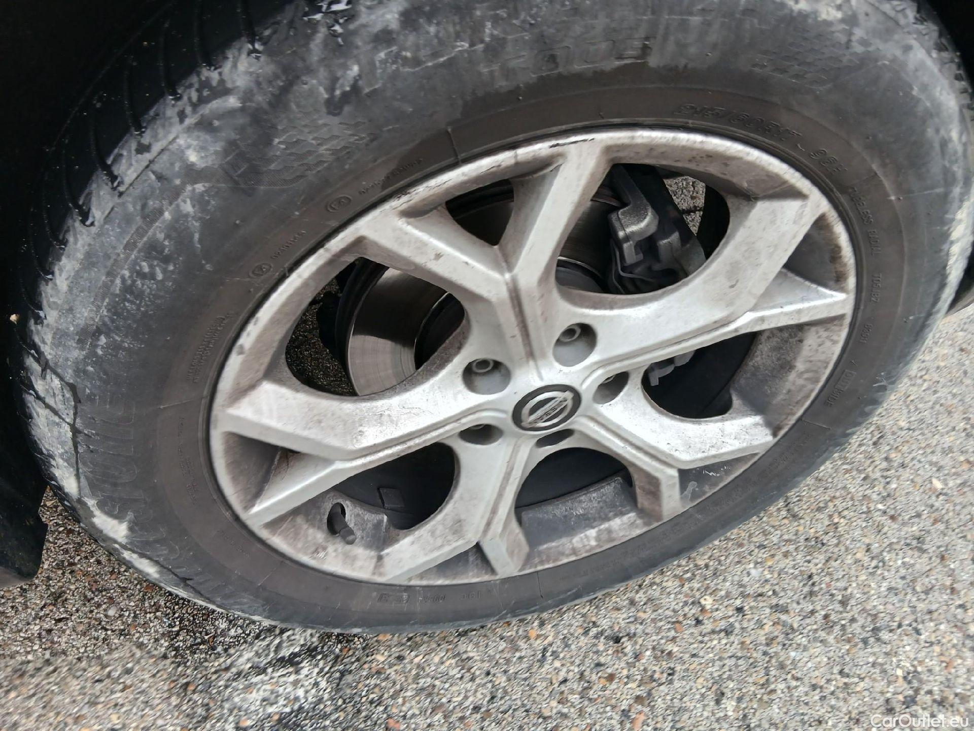  Nissan  Juke NISSAN  / 2019 / 5P / crossover DIG-T 84 kW (114 CV) DCT 7 V N-Connecta (AC2) #7