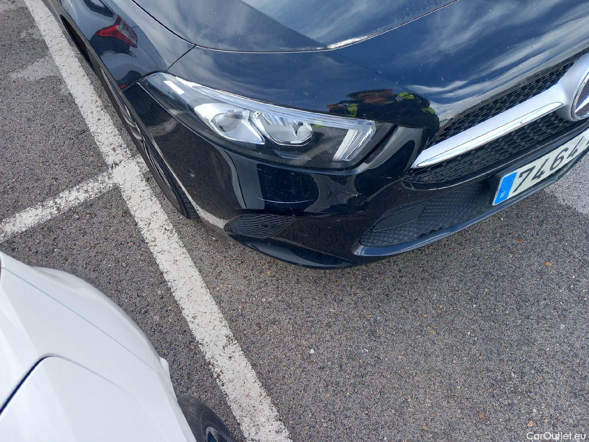  Mercedes  A-Klasse MERCEDES-BENZ Clase A / 2018 / 4P / sedán Sedán A 250 e #4