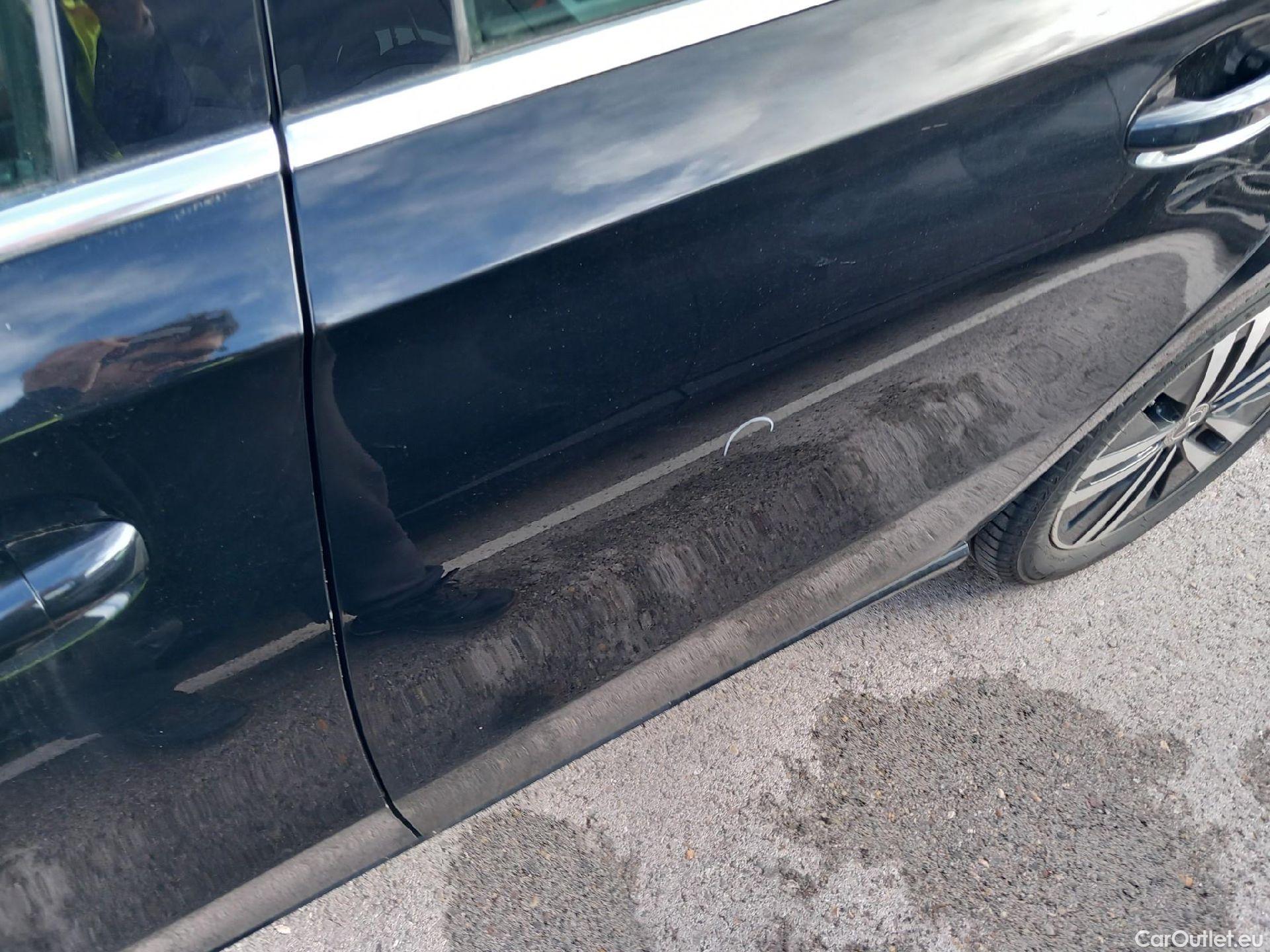  Mercedes  A-Klasse MERCEDES-BENZ Clase A / 2018 / 4P / sedán Sedán A 250 e #10