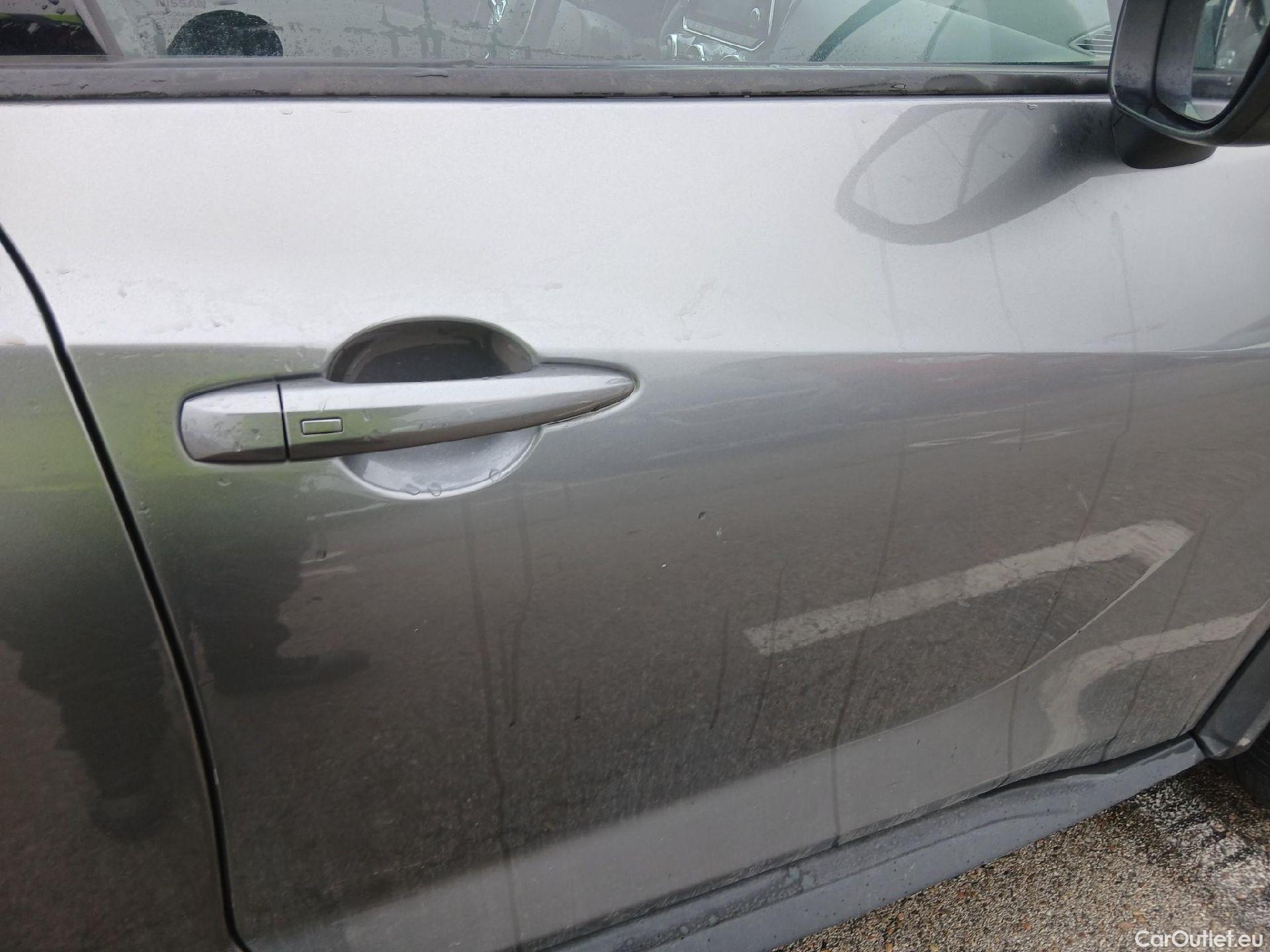  Nissan  Juke NISSAN  / 2019 / 5P / crossover DIG-T 84 kW (114 CV) DCT 7 V N-Connecta (AC2) #31