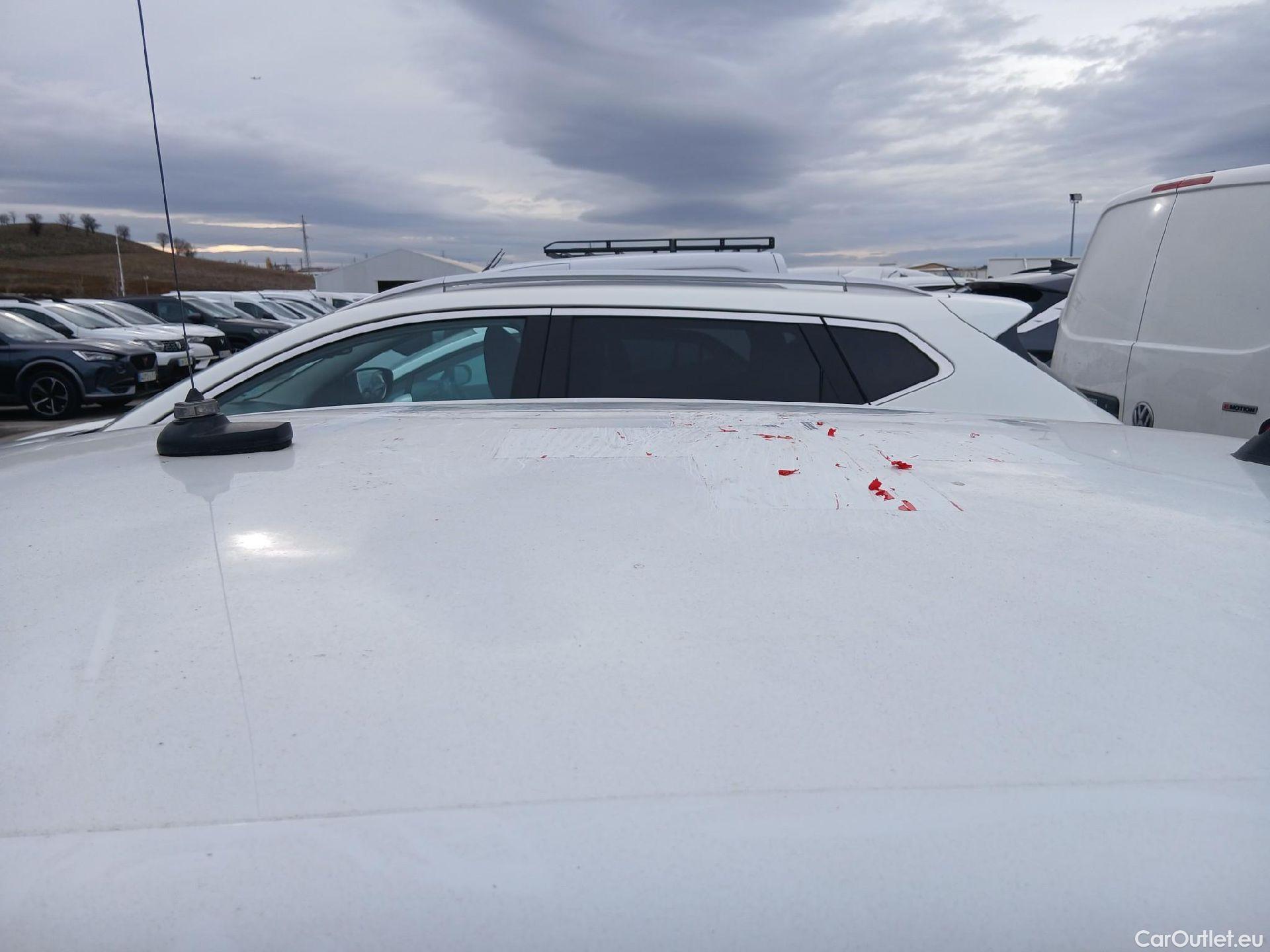  Renault  Clio RENAULT  / 2019 / 5P / berlina con portón Business TCe 74 kW (100CV) GLP #22