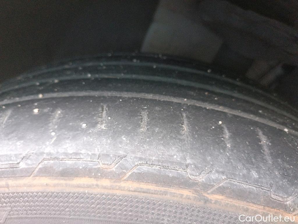  Seat  Arona SEAT  / 2017 / 5P / todoterreno 1.0 TSI 70kW (95CV) Style Edition Eco (CX) #19