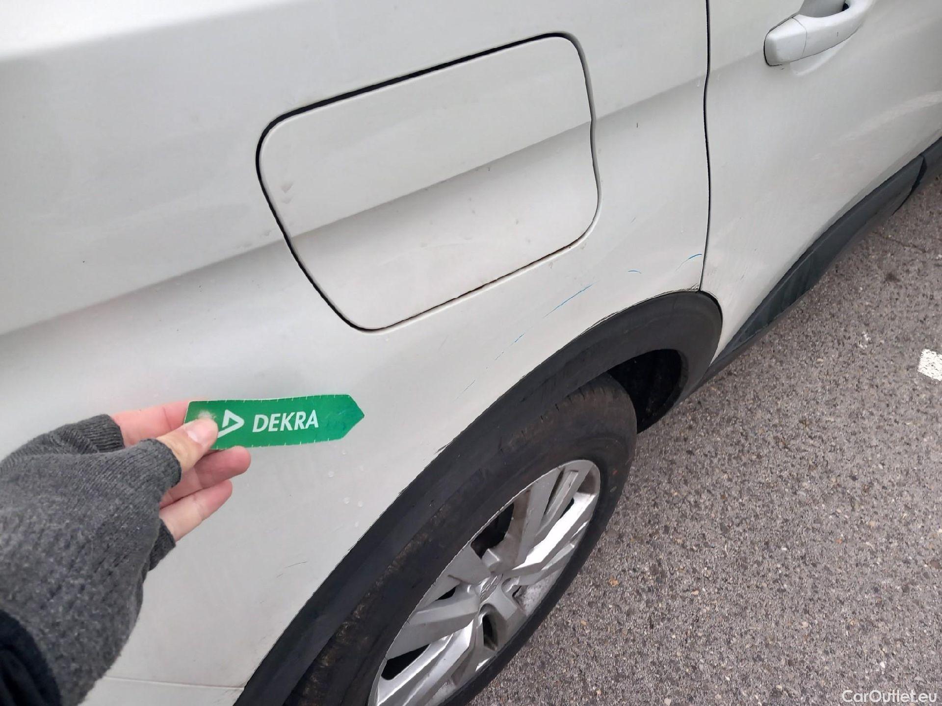  Peugeot  5008 PEUGEOT  / 2020 / 5P / todoterreno 1.2 PureTech 96KW S&S Active Pack EAT8 #18