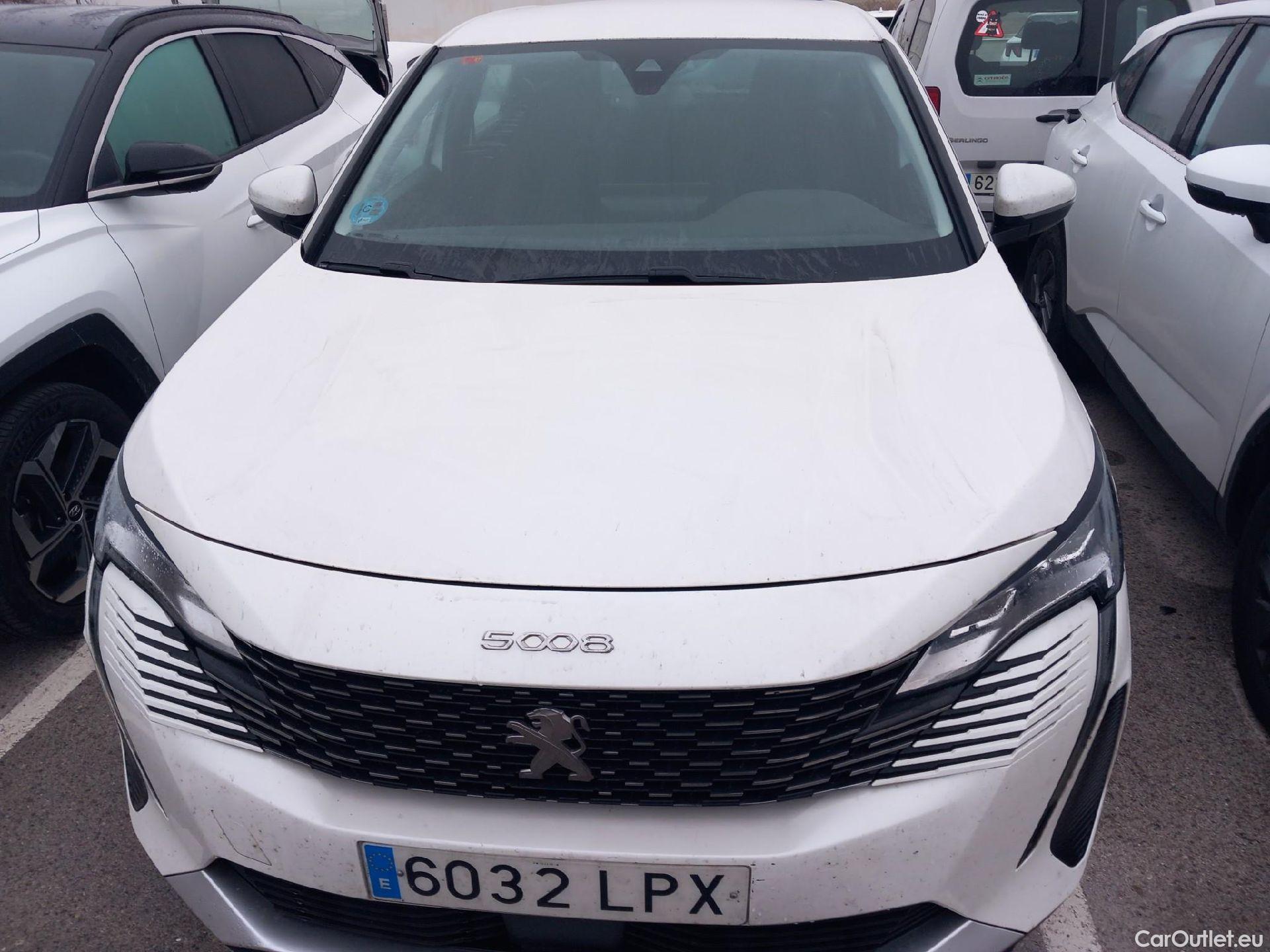  Peugeot  5008 PEUGEOT  / 2020 / 5P / todoterreno 1.2 PureTech 96KW S&S Active Pack EAT8 #2