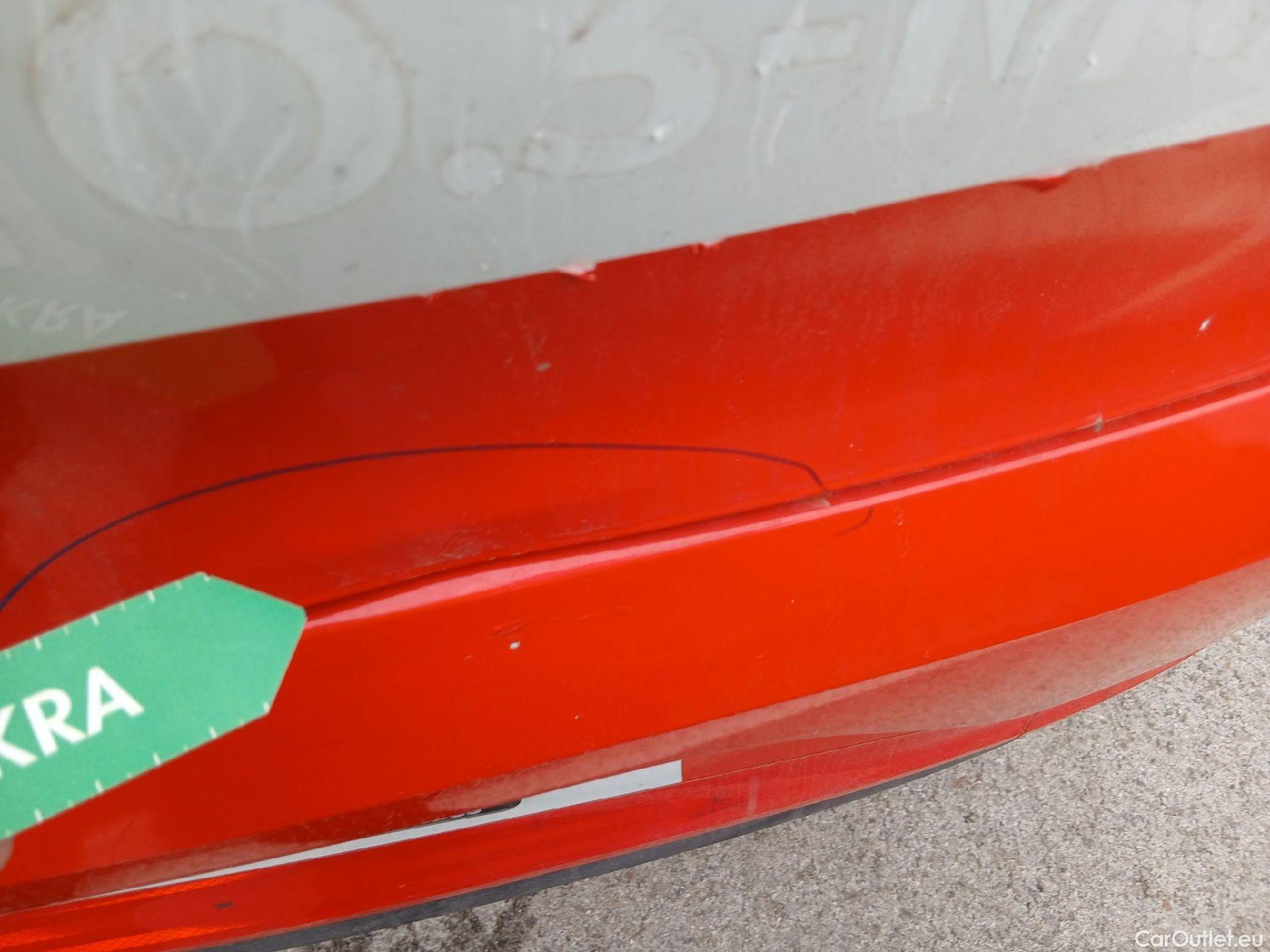  Renault  Clio RENAULT  / 2019 / 5P / berlina con portón Business TCe 74 kW (100CV) GLP #26